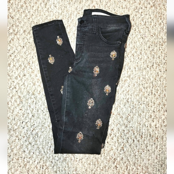 Pilcro and the Letterpress Jeans - Picture 2 of 5